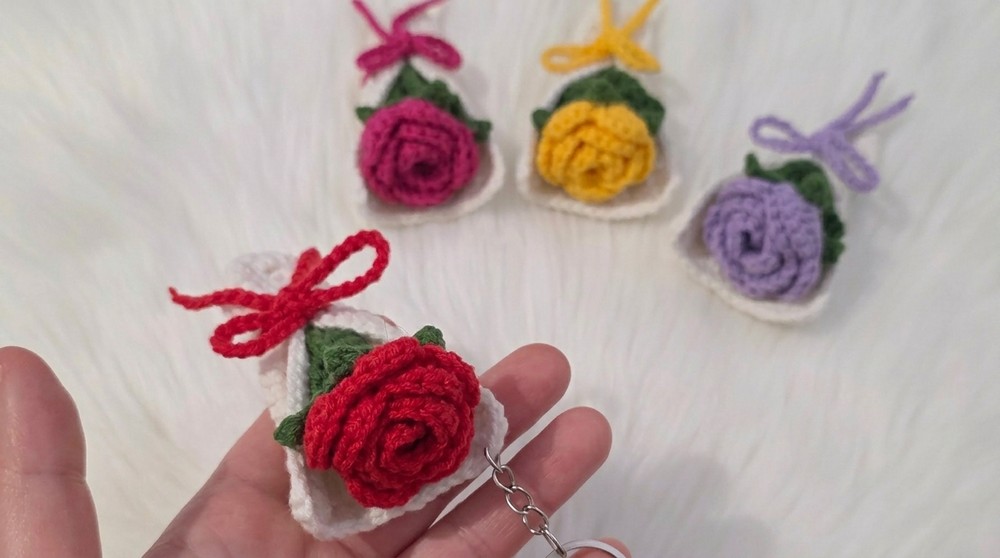 Crochet Rose Bouquet Pattern 2