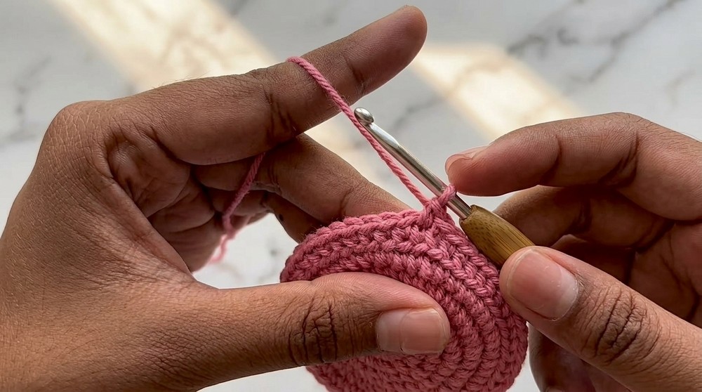 Crochet Flower Vase Pouch Tutorial 2