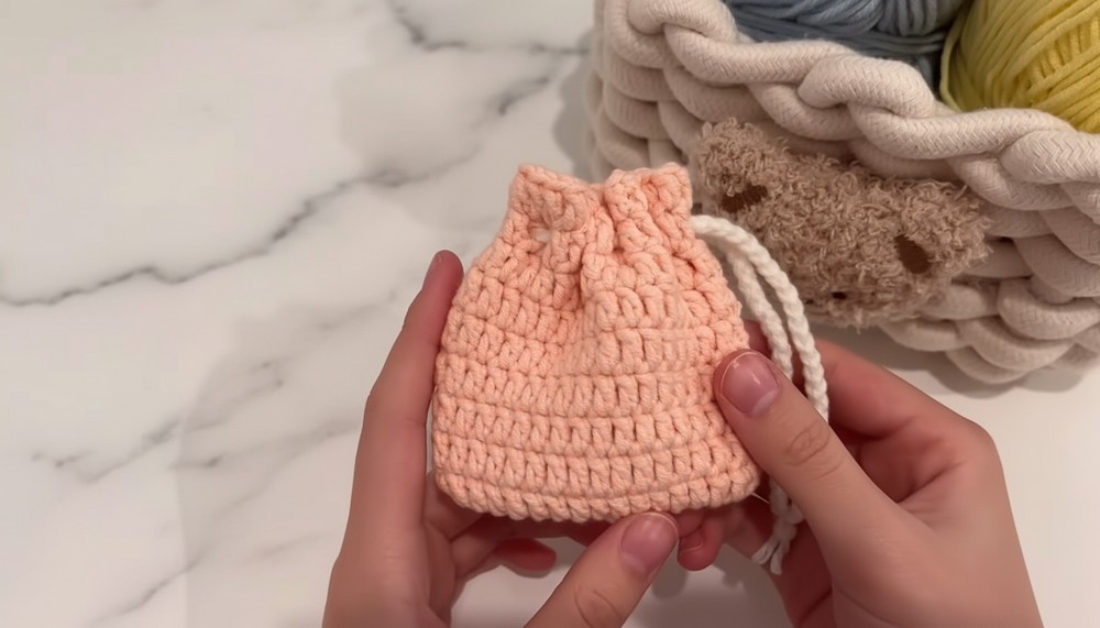 Crochet Drawstring Pouch Pattern 11