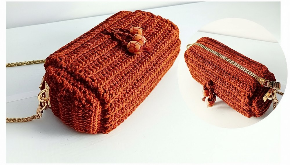 Crochet Mini Zipper Bag Pattern 3