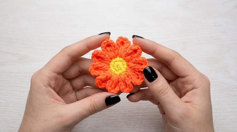 Easy Crochet Flower Tutorial