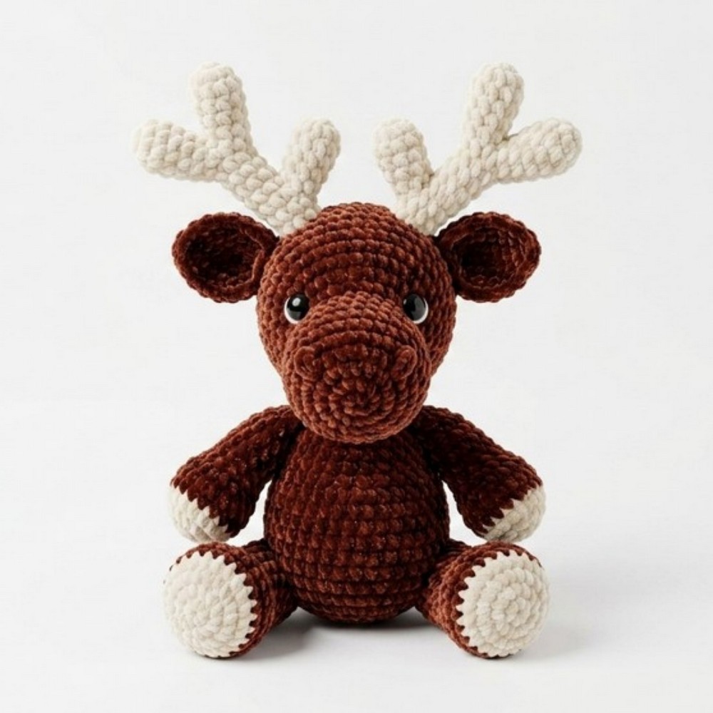 Charming Moose Amigurumi