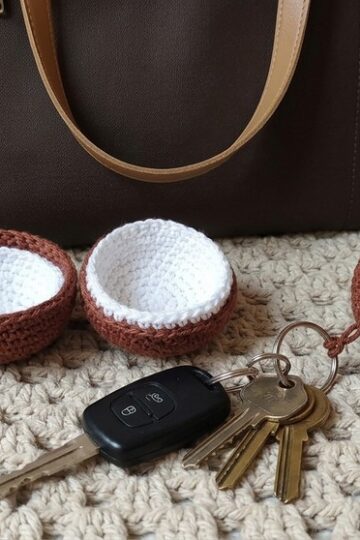 Crochet Coconut Keychain Amigurumi 2