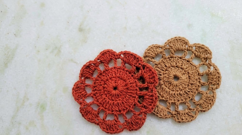 Crochet Round-Based Flower Pattern 2