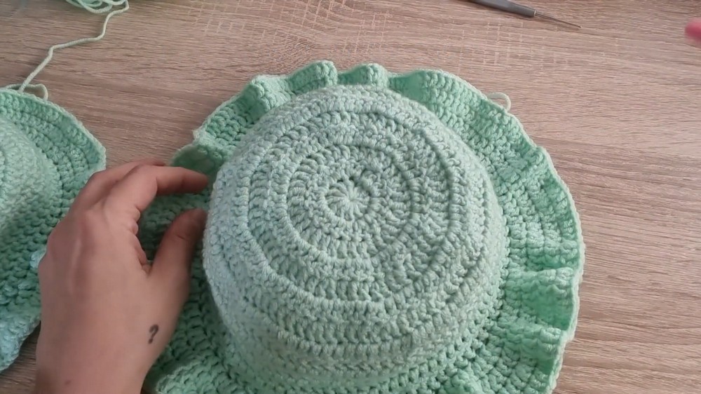 Crochet Summer Hat Pattern 9