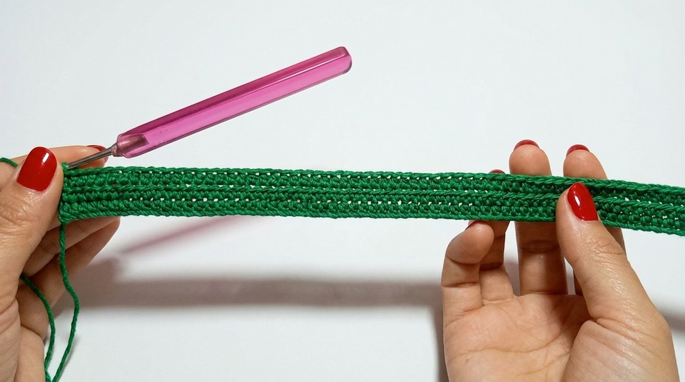 TUTORIAL MERAJUT SAJADAH TRAVELING (SAJADAH MUKA) CROCHET PRAYER MAT 3