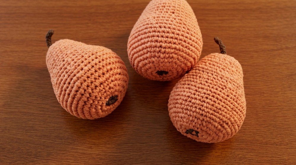 Amigurumi pear - Green fruit basket 6