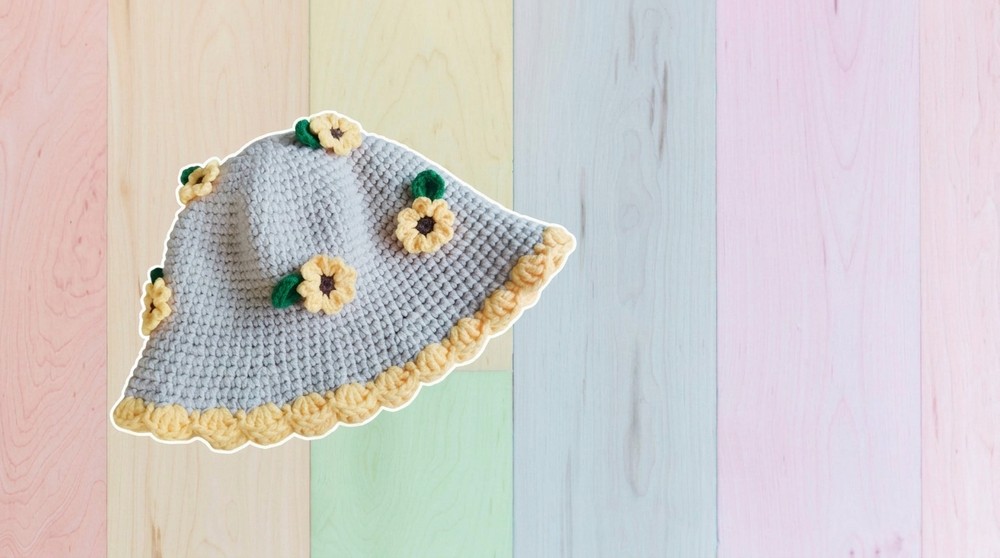 Crochet Bucket Hat With Flowers Pattern 2