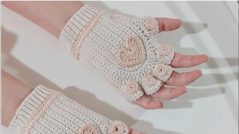 Crochet Cat Paw Gloves Pattern 2