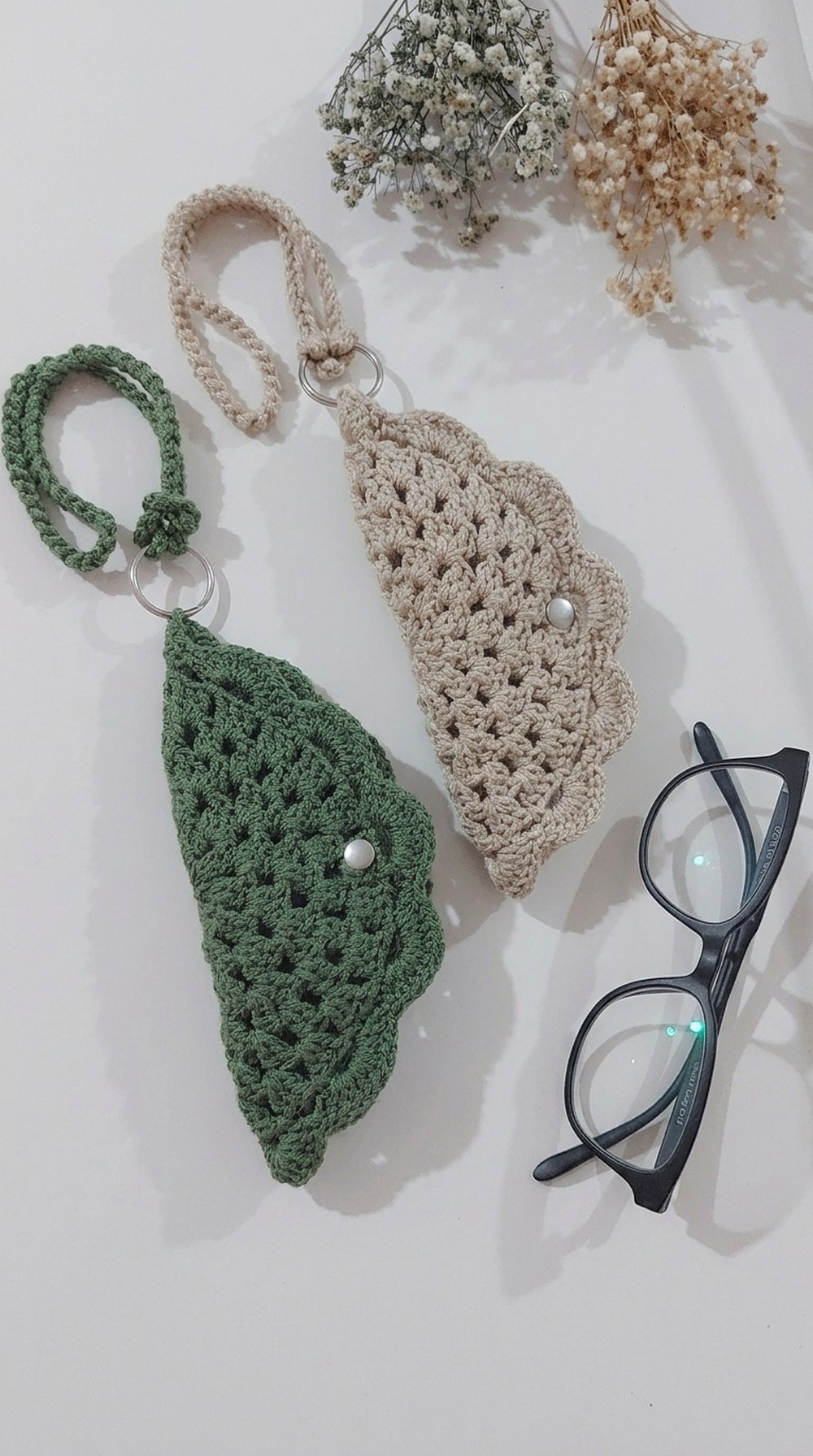 Crochet Glasses Case Pattern 8