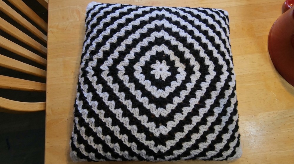 Crochet Granny Square Cushion Cover Pattern 2