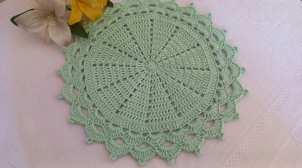 Crochet Placemat Pattern 2