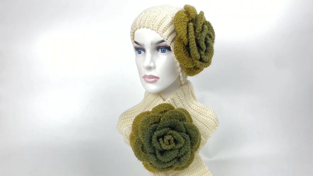 Crochet Scarf And Hat Pattern 2