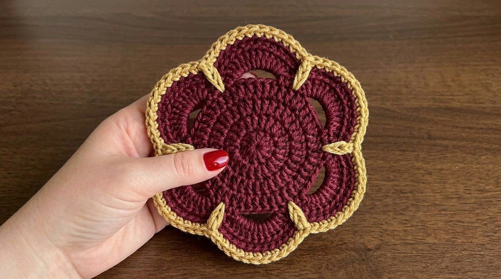 Crocheted Coaster - Leaves 5