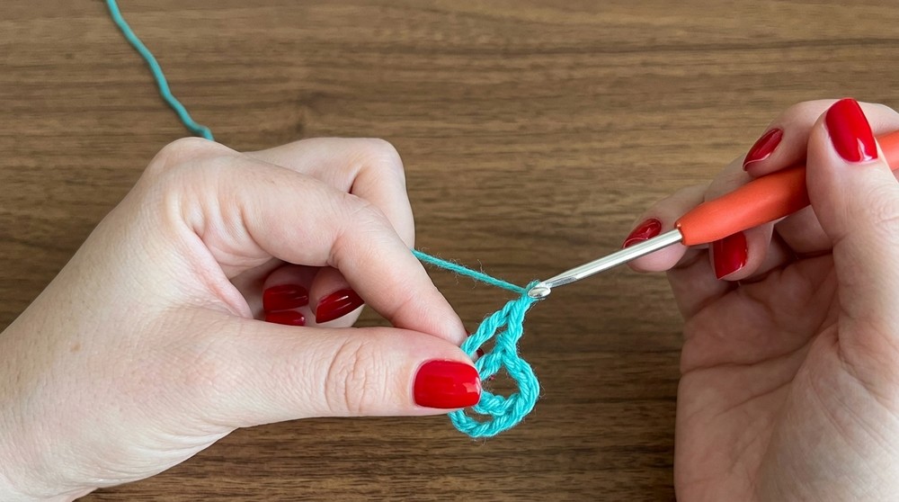 Crocheted bandana - Beautiful and easy! 3