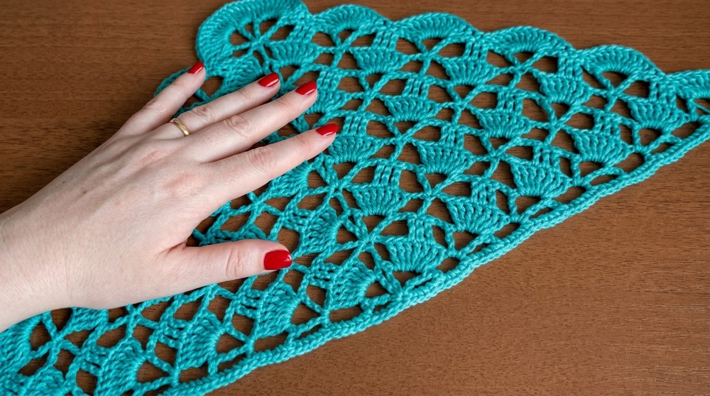Crocheted bandana - Beautiful and easy! 7