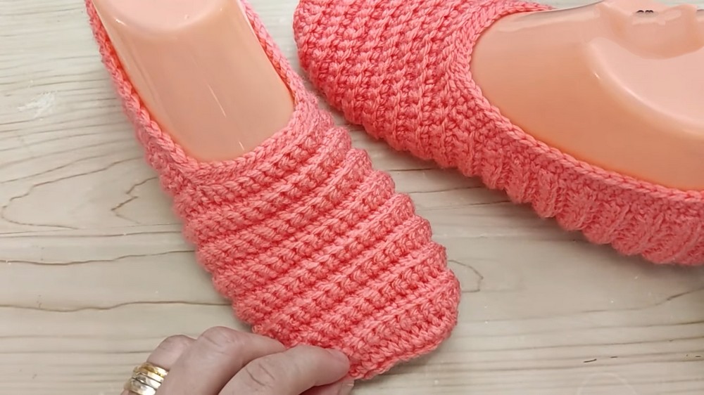 Easy And Quick Crochet Slippers Pattern 2