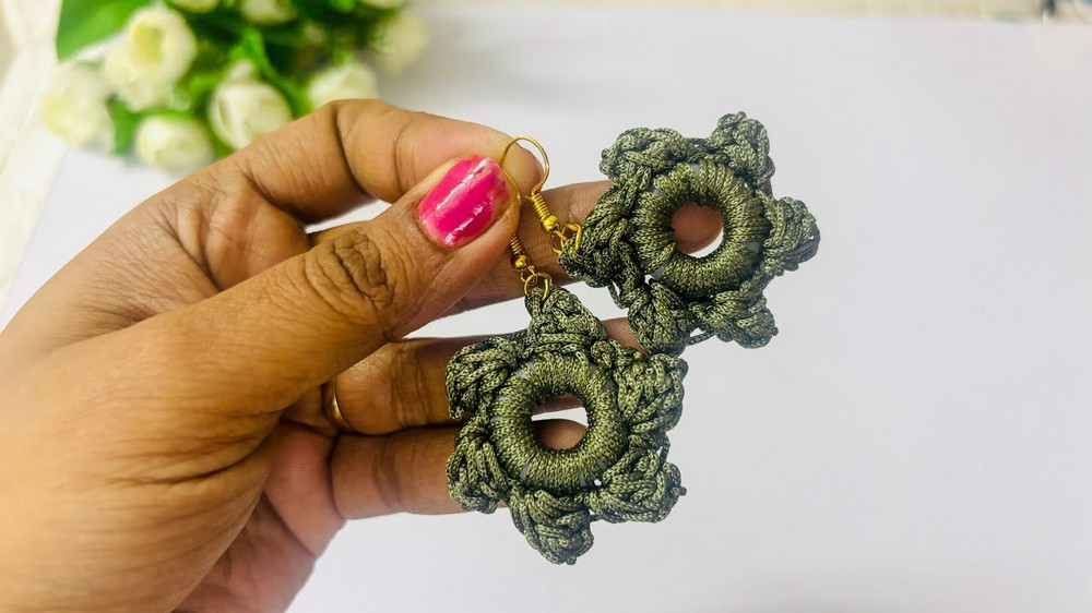 Easy Crochet Earring Pattern 2
