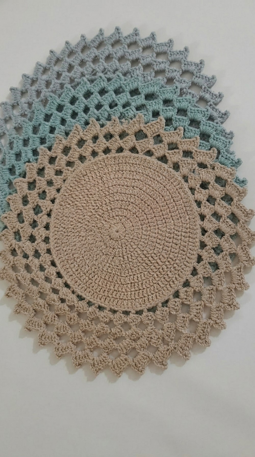 Easy Crochet Elegant Placemat Pattern 11