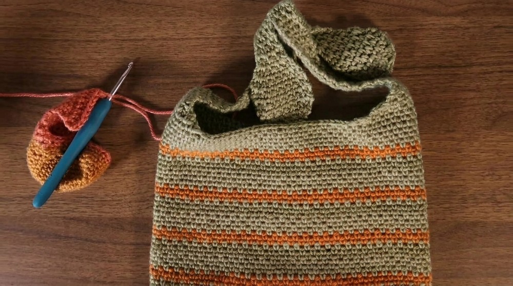 How to Crochet a Market Bag Tutorial Moss Stitch 6